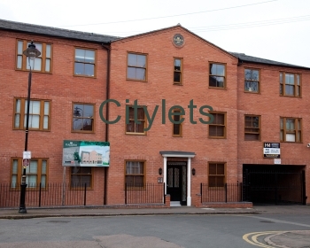 Flat 2 - The Platform